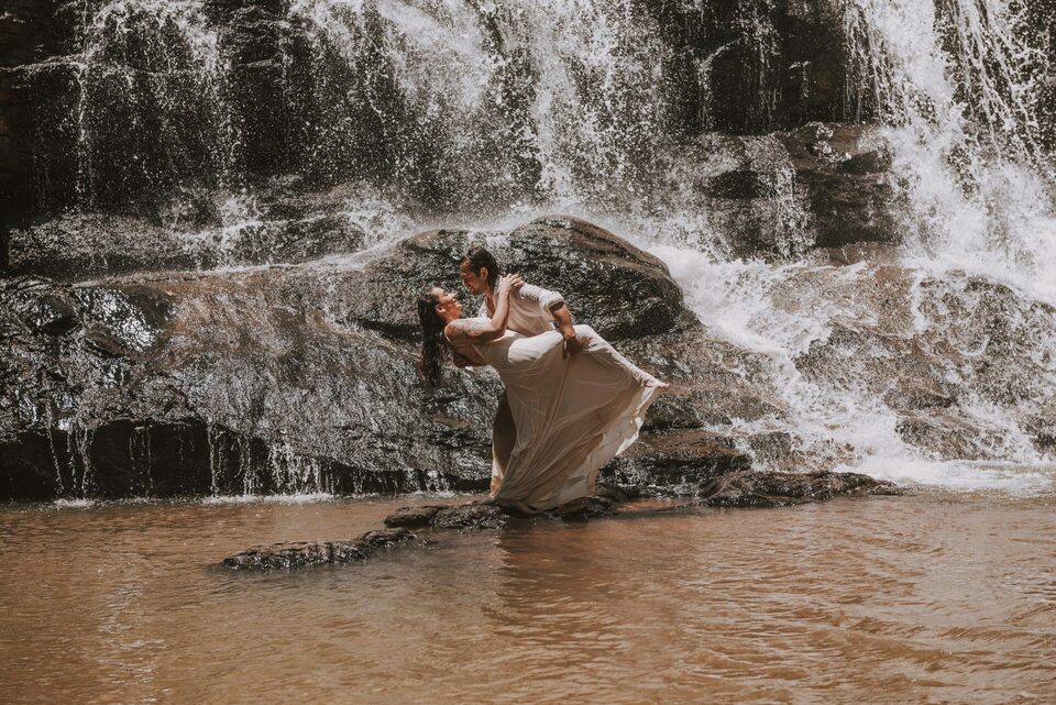Ensaio Pré casamento em Cachoeira De Buenos Aires, Guarapari - ES - Eliza & Uriel